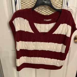 SO women’s sweater vest